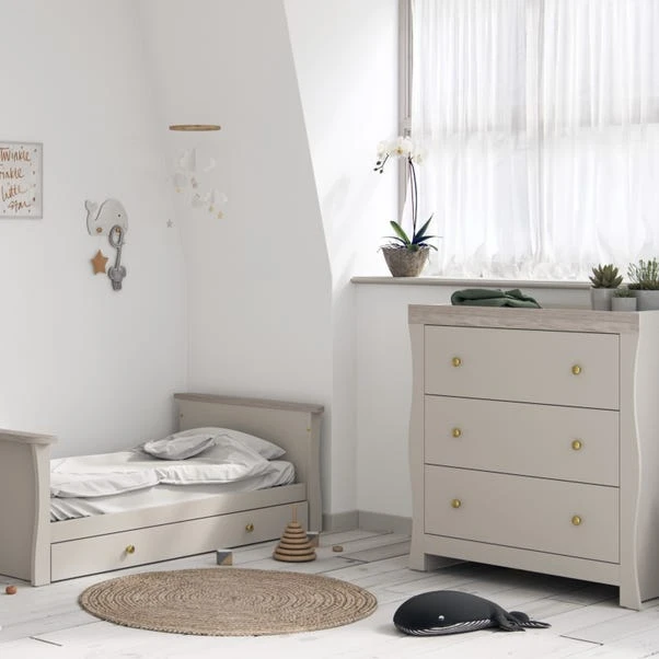 Little Acorns Celeste Cot Bed And 3 Drawer Chest Nursery Set 4 Little Acorns Celeste Cot Bed And 3 Drawer Chest Nursery Set - Image 2