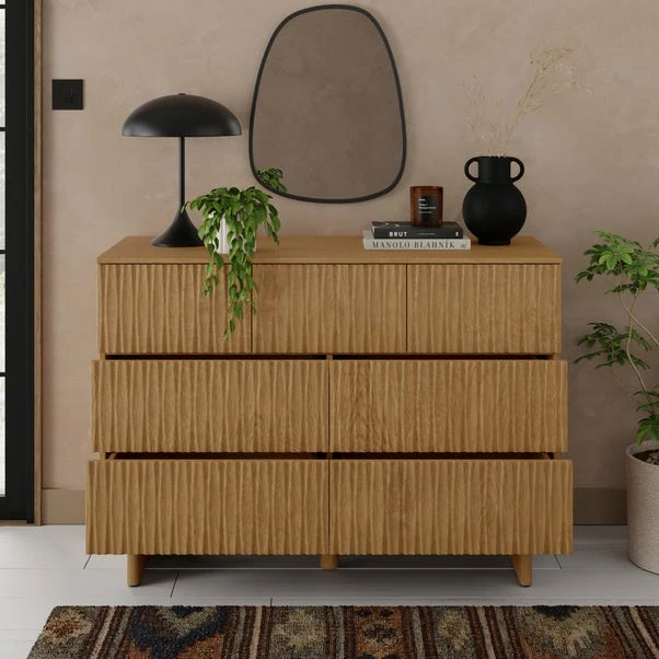 Inga 7 Drawer Chest, Light Oak 4 Inga 7 Drawer Chest, Light Oak - Image 2